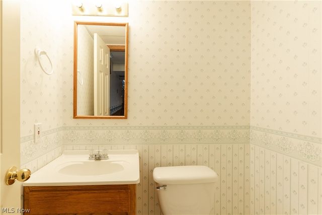 3412 Saint Andrews Drive, Parma, OH 44134