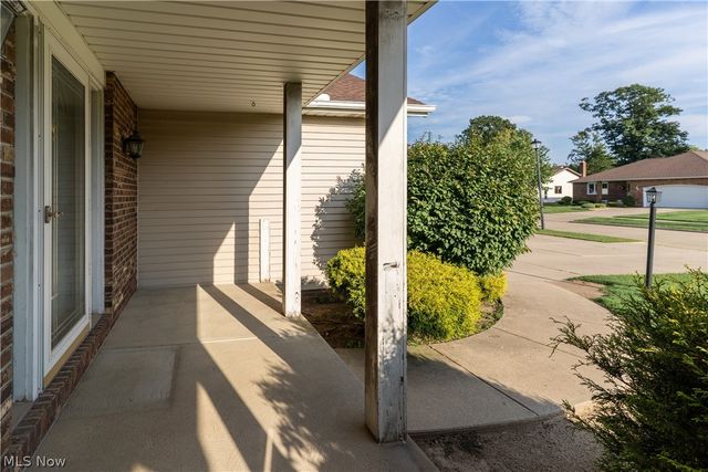 3412 Saint Andrews Drive, Parma, OH 44134