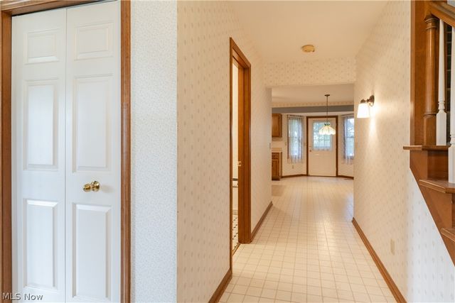 3412 Saint Andrews Drive, Parma, OH 44134