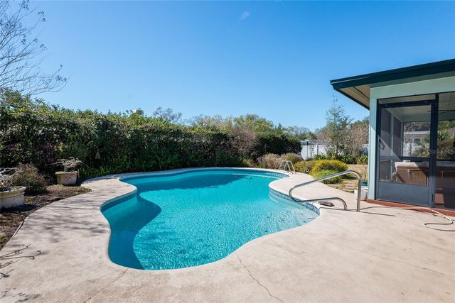 3108 LAKE ELLEN DRIVE, Tampa, FL 33618