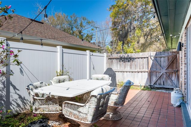 3108 LAKE ELLEN DRIVE, Tampa, FL 33618