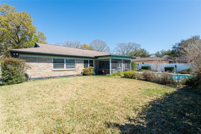 3108 LAKE ELLEN DRIVE, Tampa, FL 33618