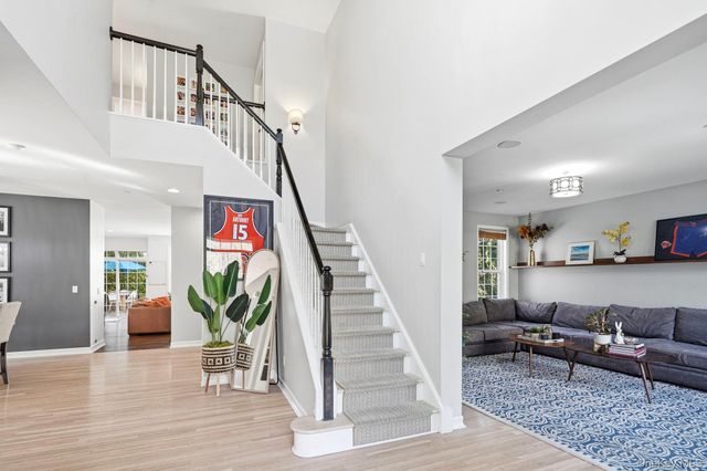2 Legendary Circle, Rye Brook, NY 10573