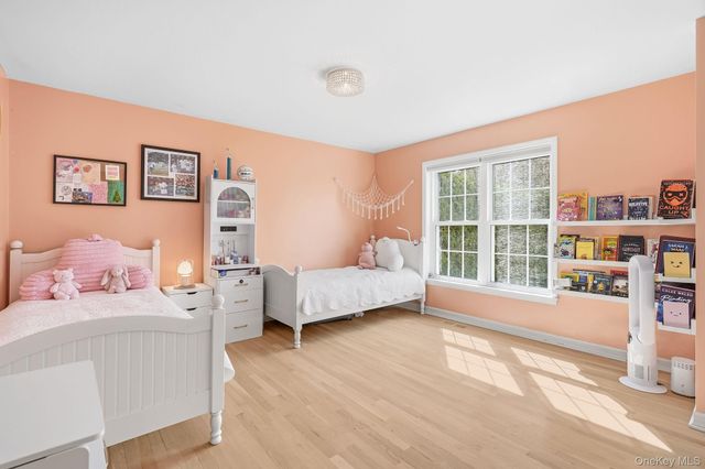 2 Legendary Circle, Rye Brook, NY 10573