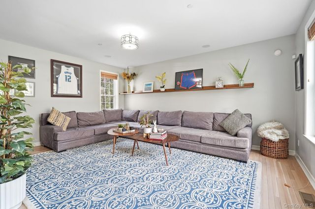2 Legendary Circle, Rye Brook, NY 10573