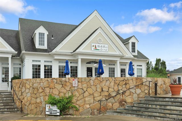 2 Legendary Circle, Rye Brook, NY 10573