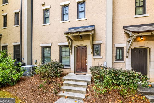 213 Knob Hills Circle, Decatur, GA 30030