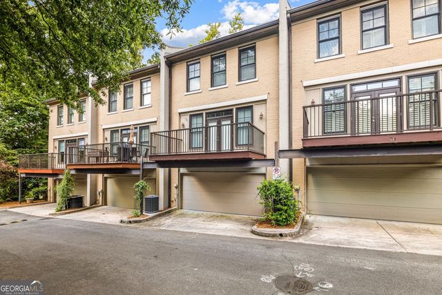 213 Knob Hills Circle, Decatur, GA 30030
