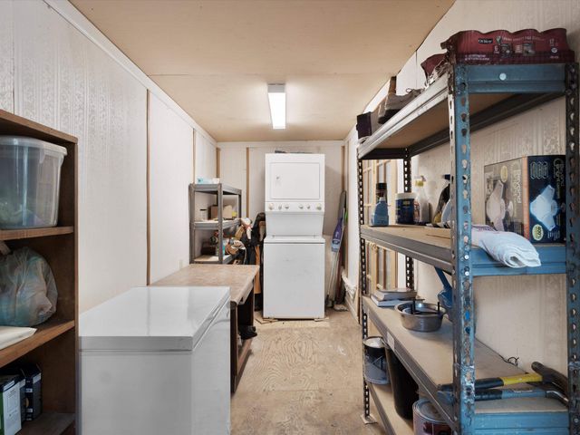 1101 King John Dr, Scroggins, TX 75480