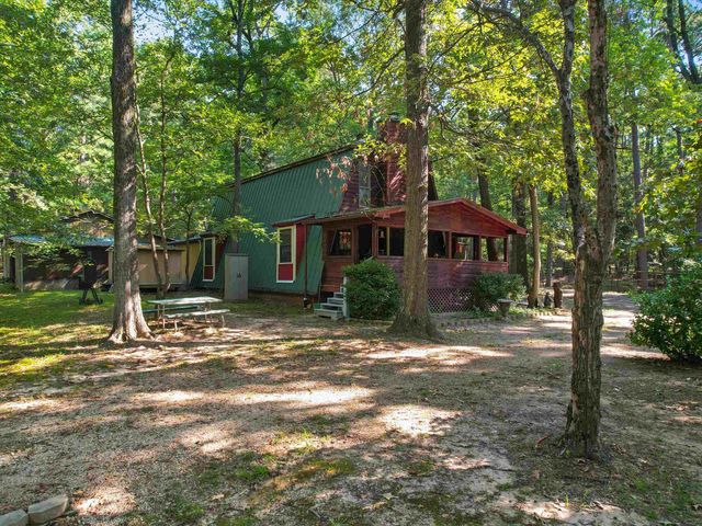 1101 King John Dr, Scroggins, TX 75480