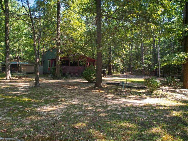 1101 King John Dr, Scroggins, TX 75480