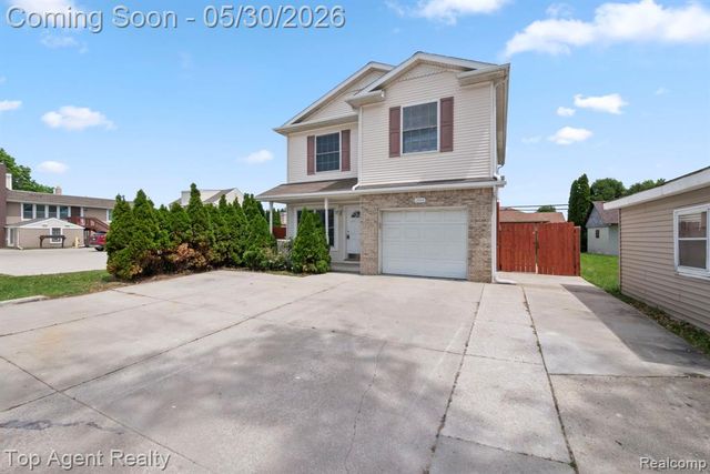 2018 John R Road, Troy, MI 48083