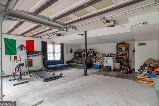 1210 Brookside Drive NE, Conyers, GA 30012