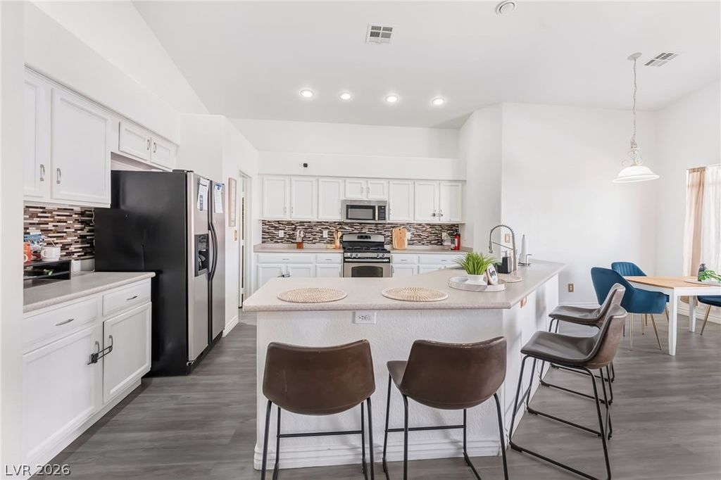 4537 Colonial Canyon Street, North Las Vegas, NV 89031 — exterior
