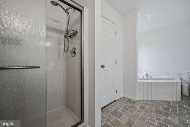 820 EDNA JANE LN, West Grove, PA 19390