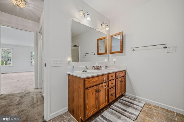 820 EDNA JANE LN, West Grove, PA 19390