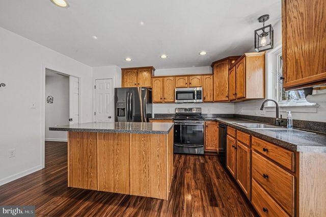 820 EDNA JANE LN, West Grove, PA 19390