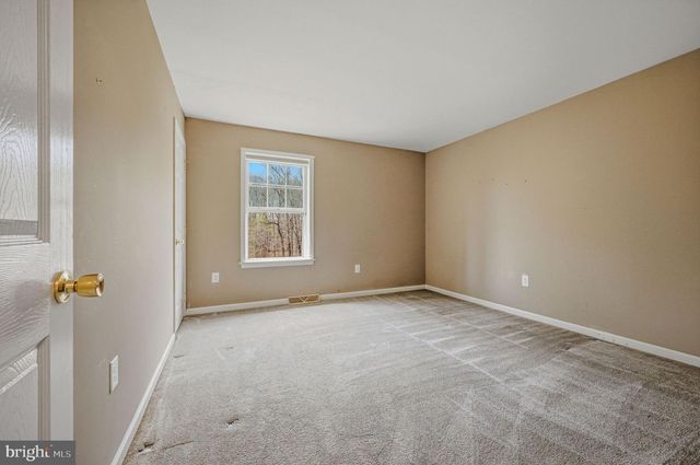 820 EDNA JANE LN, West Grove, PA 19390