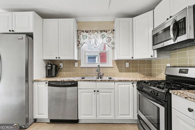2531 Batavia Street, East Point, GA 30344