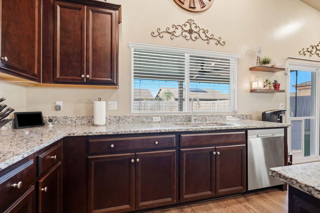 756 Strada Street, Lemoore, CA 93245