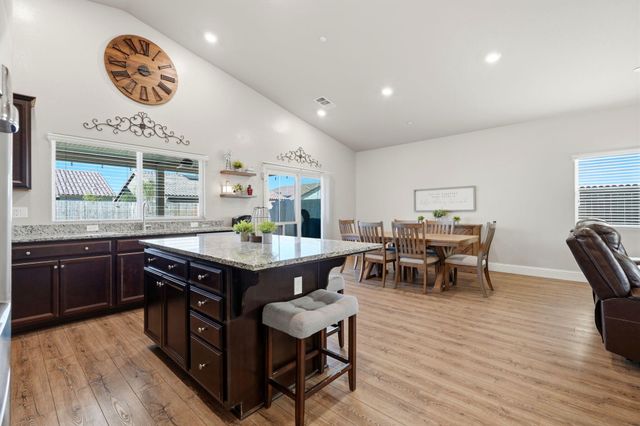 756 Strada Street, Lemoore, CA 93245