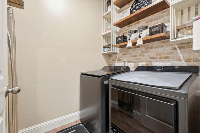 756 Strada Street, Lemoore, CA 93245