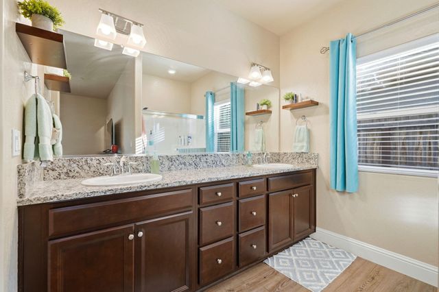 756 Strada Street, Lemoore, CA 93245