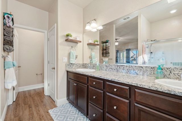 756 Strada Street, Lemoore, CA 93245