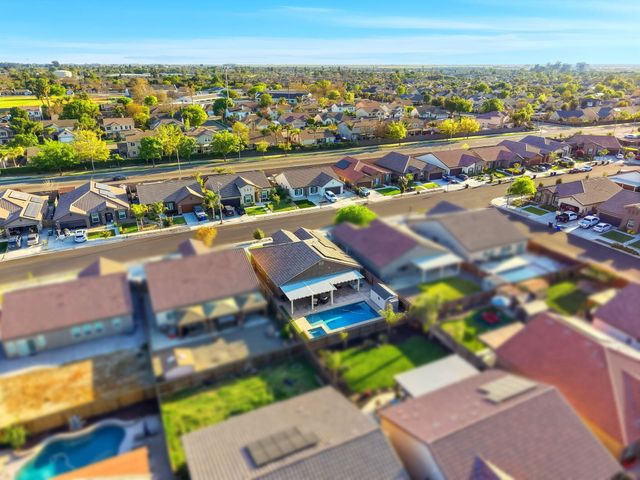 756 Strada Street, Lemoore, CA 93245