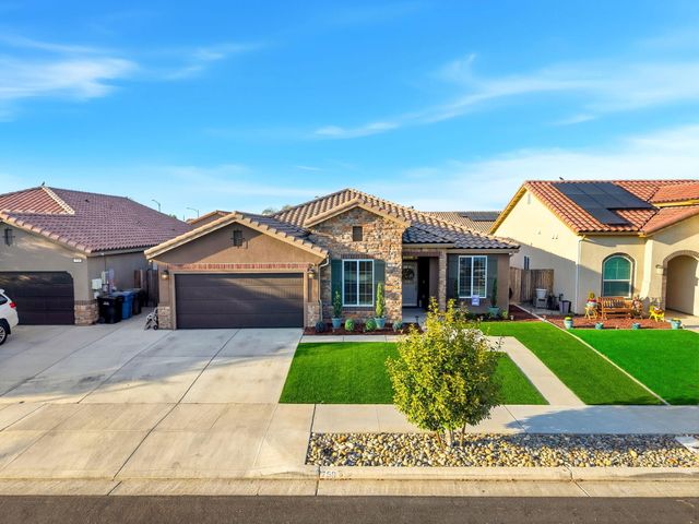 756 Strada Street, Lemoore, CA 93245