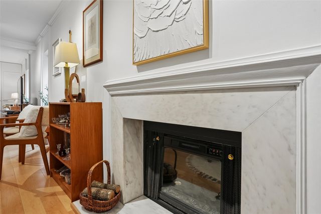 3131 Fleur Drive 102, Des Moines, IA 50321