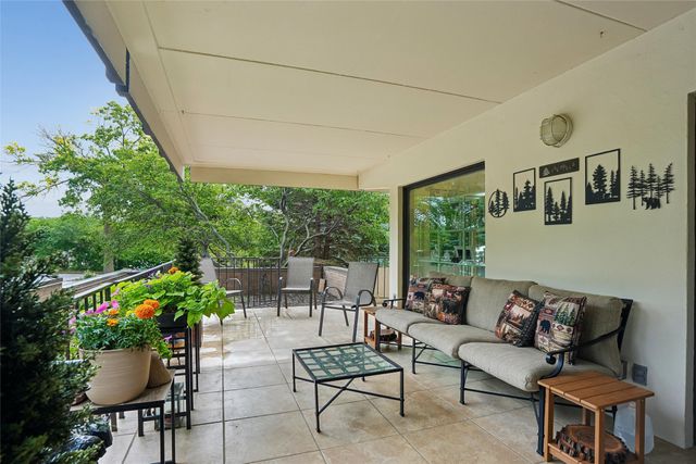3131 Fleur Drive 102, Des Moines, IA 50321