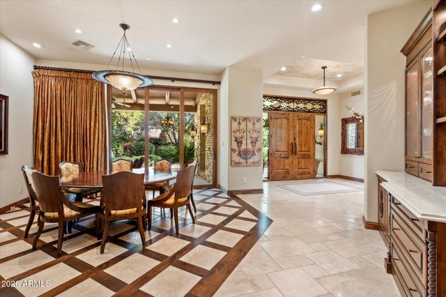 6624 N 66TH Place N, Paradise Valley, AZ 85253