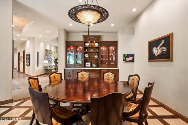 6624 N 66TH Place N, Paradise Valley, AZ 85253