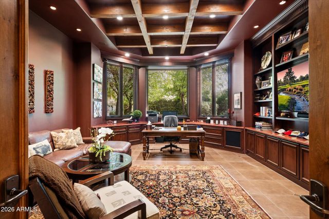 6624 N 66TH Place N, Paradise Valley, AZ 85253