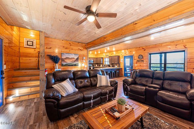 235 Lily Jo Way, Sevierville, TN 37876