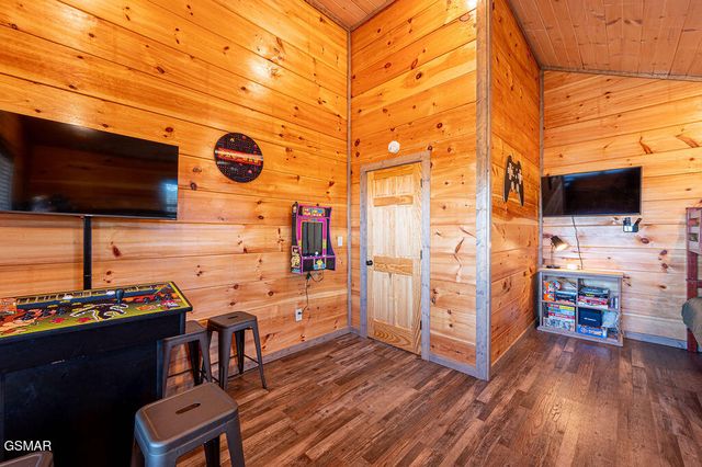 235 Lily Jo Way, Sevierville, TN 37876