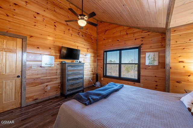 235 Lily Jo Way, Sevierville, TN 37876