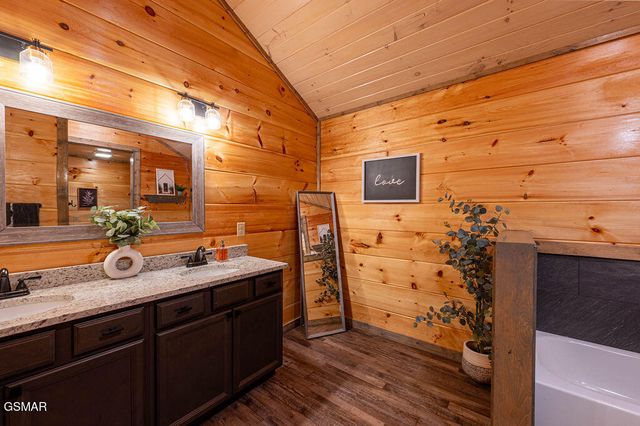 235 Lily Jo Way, Sevierville, TN 37876