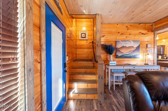 235 Lily Jo Way, Sevierville, TN 37876