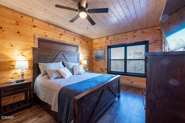 235 Lily Jo Way, Sevierville, TN 37876