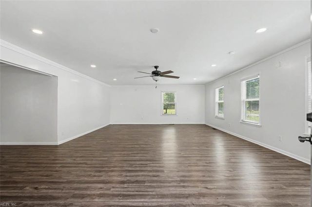 433 Truitt RD, Chesapeake, VA 23321