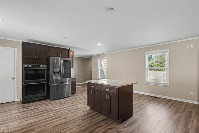 433 Truitt RD, Chesapeake, VA 23321