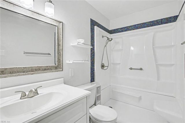 433 Truitt RD, Chesapeake, VA 23321