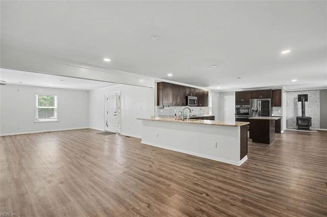 433 Truitt RD, Chesapeake, VA 23321
