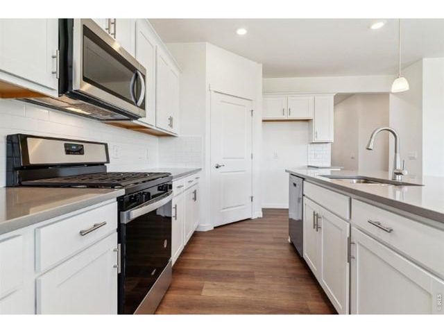 13960 Garnet Dr, Mead, CO 80504