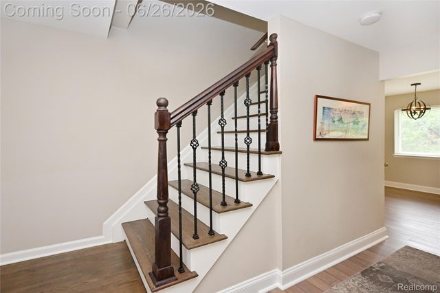 29981 Rock Creek Drive, Southfield, MI 48076