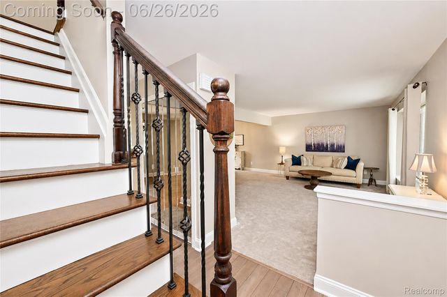 29981 Rock Creek Drive, Southfield, MI 48076