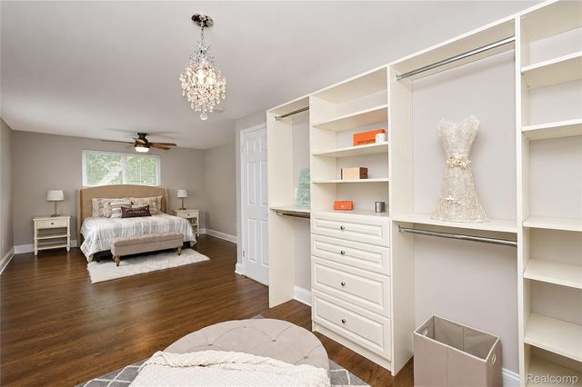29981 Rock Creek Drive, Southfield, MI 48076