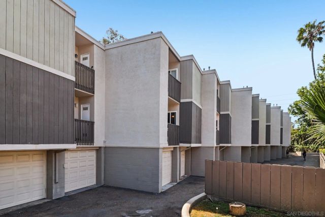 4615 Pico 3, San Diego, CA 92109